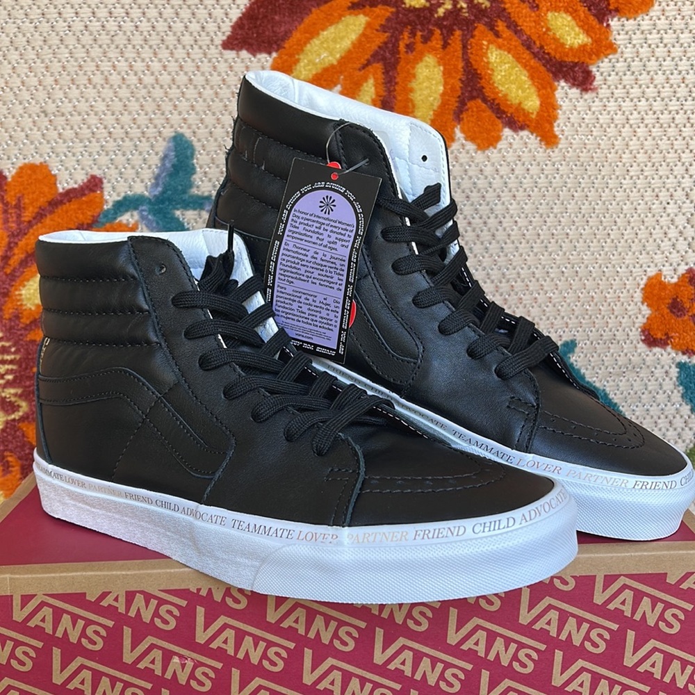 Vans Sk8-Hi Divine Black/True White Men’s sneakers leather - Picture 5 of 16